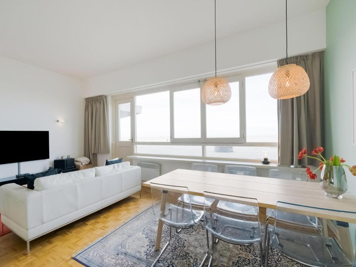 Comfortable Apartment In Oostende With Sea Views Exterior photo