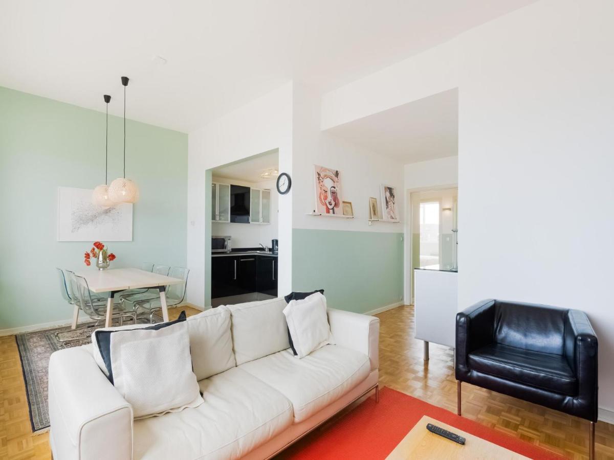 Comfortable Apartment In Oostende With Sea Views Exterior photo
